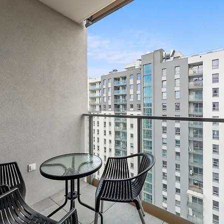 Horizon 152 - Sea View By Grand Danzig